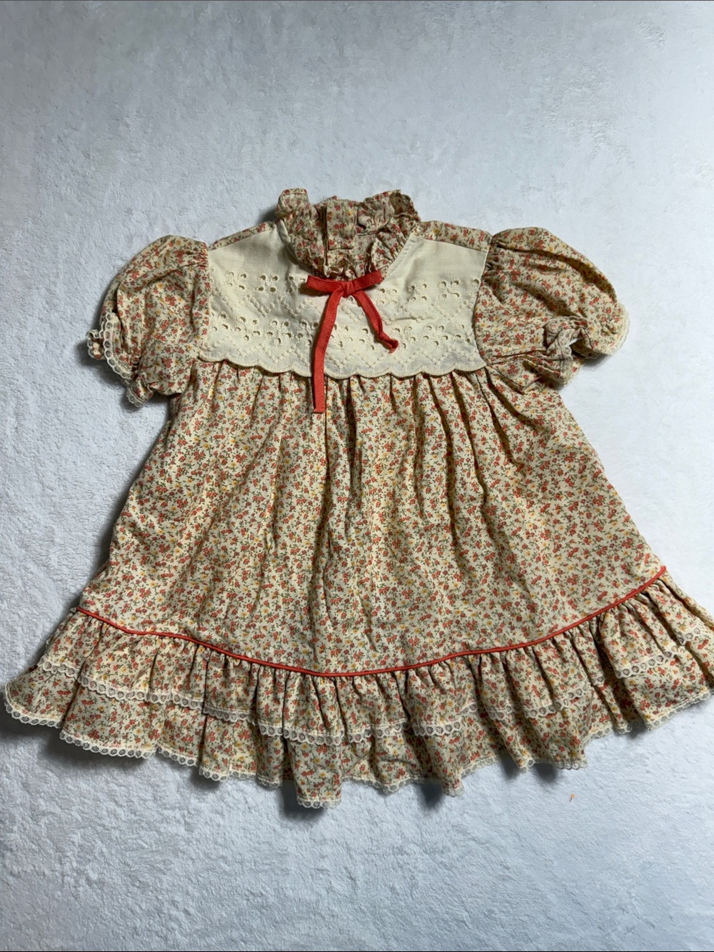 Vintage Sears Cottagecore Cream and Coral Floral Ruffle Dress